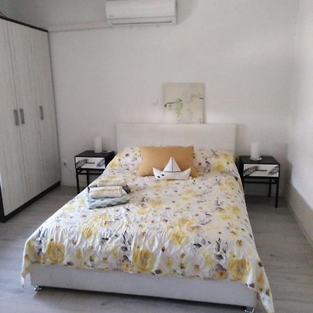 3D Studio Apartment คาชเตลา ภายนอก รูปภาพ
